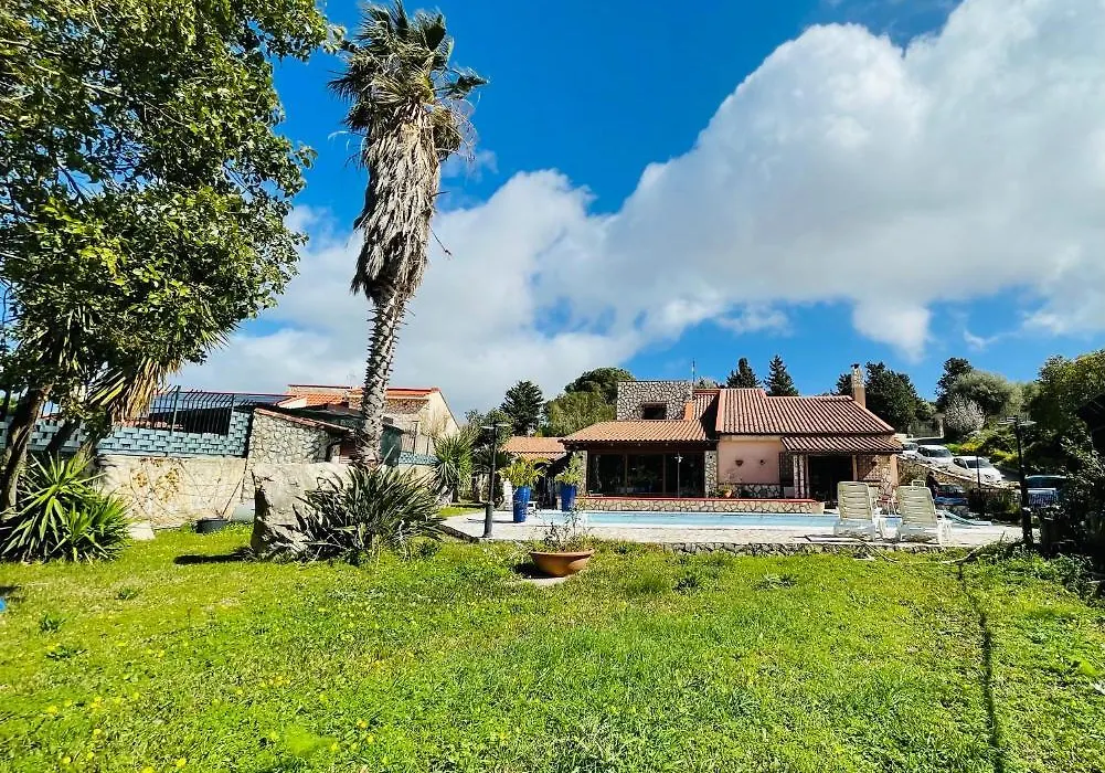 Villa Inserra Deluxe-1