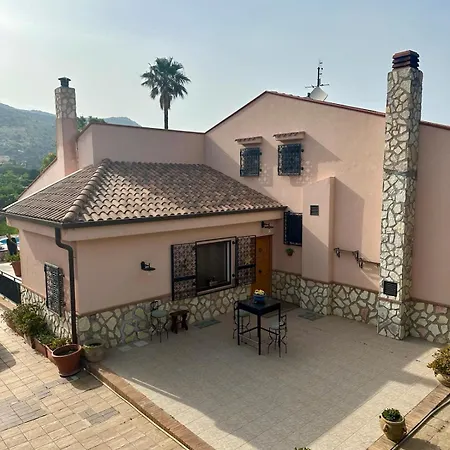 Villa Inserra Deluxe-3